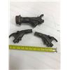 Image 1 : 3 BARREL VALVES 2 - 3/4", 1 - 2 1/4"