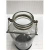 Image 2 : 3 GALLON GLASS JAR W/HANDLE, (SMOOTH), *CHIP ON TOP RIM*