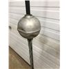Image 4 : LIGHTNING ROD & ALUMINUM BALL, *HAS DENTS*