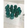 Image 2 : 13 BLUE INSULATORS