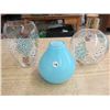 Image 1 : 3 VASES, 6", 7" & 8", 2 MATCHING