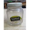 Image 4 : 2 JARS, 1 W/HANDLE, 1 SUNKIST TOBACCO