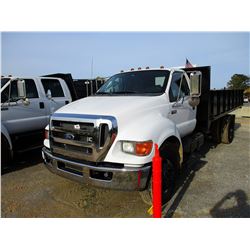 2011 FORD F650 FLATBED DUMP, VIN/SN:3FRNF6FB8BV595709 - S/A, CUMMINS DIESEL ENGINE, A/T, 18' FLATBED