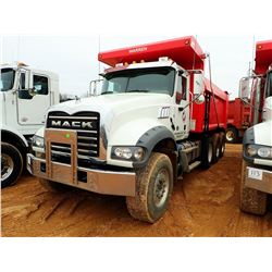 2018 MACK GU713 DUMP, VIN/SN:1M2AX07CXJM041029 - TRI-AXLE, 455 HP MACK MP8 ENGINE, ALLISON 4500 RDS 