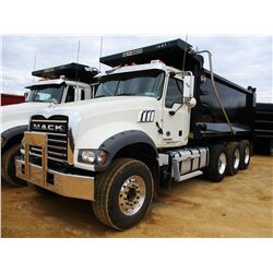 2018 MACK GU713 DUMP, VIN/SN:1M2AX07C2JM041039 - TRI-AXLE, 455 HP MACK MP8 ENGINE, ALLISON 4500 RDS 