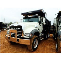 2017 MACK GU713 VIN/SN:1M2AX07C5HM036511 - TRI-AXLE, 455HP MACK MP8 ENGINE, MACK T310M 10 SPEED TRAN