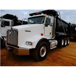 2016 KENWORTH T800 DUMP, VIN/SN:3BKDL40XXGF115591 - TRI-AXLE, 500 HP CUMMINS ISX15 ENGINE, ALLISON 4