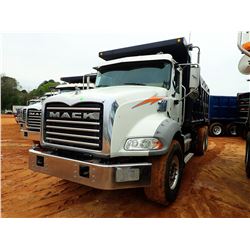 2016 MACK GU813 DUMP, VIN/SN:1M2AX13C0GM060287 - T/A, 405HP MACK MP7 ENGINE, ALLISON 4500RDS A/T, 44