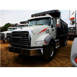 2015 MACK GY813 DUMP, VIN/SN:1M2AX13C2FM028844 - T/A, 405HP MACK MP7 ENGINE, ALLISON 4500RDS A/T, 44
