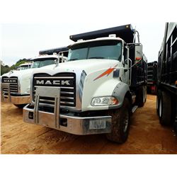 2015 MACK GU813 DUMP, VIN/SN:1M2AX13C2FM030299 - T/A, 405HP MACK MP7 ENGINE, ALLISON 4500RDS A/T, 44