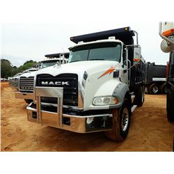 2015 MACK GU813 DUMP, VIN/SN:1M2AX13C0FM030298 - T/A, 405HP MACK MP7 ENGINE, ALLISON 4500RDS A/T, 44