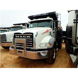 2013 MACK GY813 DUMP, VIN/SN:1M2AX13C4DM021293 - T/A, 405HP MACK MP7 ENGINE, ALLISON 4500RDS A/T, 44