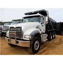 2015 MACK GU713 DUMP, VIN/SN:1M2AX04C8FM021762 - TRI-AXLE, 405 HP MACK MP7 ENGINE, ALLISON 4500RDS A