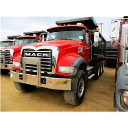 2008 MACK GU713 DUMP, VIN/SN:1M2AX09C88M003743 - TRI-AXLE, 425 HP MACK MP8 DIESEL ENGINE, MACK T310M