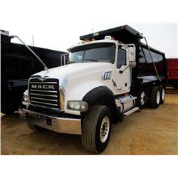 2009 MACK GU713 DUMP, VIN/SN:1M2AX09C29M003786 - TRI-AXLE, 425 HP MP8 ENGINE, ALLISON 4500RDS A/T, 4