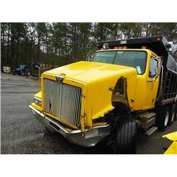 2001 WESTERN STAR 4964FX DUMP, VIN/SN:2WL9CD3J41K970450 - TRI-AXLE, 475 HP CAR C15 DIESEL ENGINE (6N