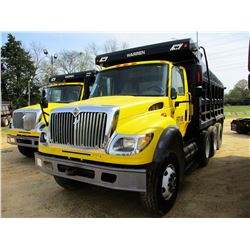 2007 INTERNATIONAL 7600 DUMP, VIN/SN:1HTWYSBT97J471478 - TRI-AXLE, CAT C13 DIESEL ENGINE, 8LL TRANS,