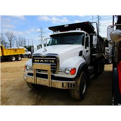 2007 MACK CV713 DUMP, VIN/SN:1M2AG11CX7M051163 - TRI-AXLE, 427 HP MACK AI ENGINE, MACK T310M 10 SPEE