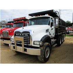 2007 MACK CTP713 DUMP, VIN/SN:1M2AT04C07M004712 - TRI-AXLE, 405 HP MACK MP7 ENGINE, MACK T310, 10 SP