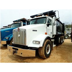 2006 KENWORTH T800 DUMP, VIN/SN:2NKDXUEX46M152992 - TRI-AXLE, 430HP CAT DIESEL ENGINE(CAT PLATINUM R