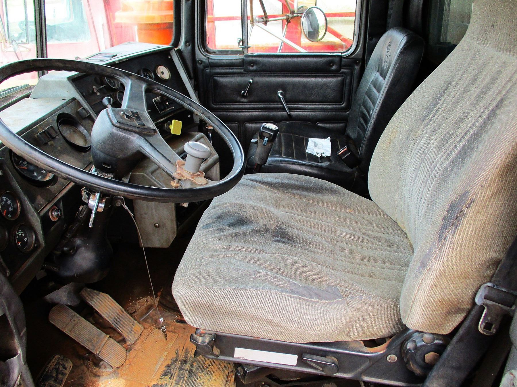 1992 MACK RD888 SX DUMP, VIN/SN:1M2P282C5NM001610 - T/A, MACK DIESEL ...