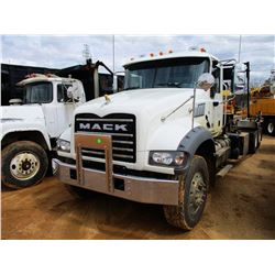2018 MACK GU713 ROLL OFF TRUCK, VIN/SN:1M2AX04C8JM039980 - T/A, 405 HP MACK MP7 ENGINE, MACK M-DRIVE