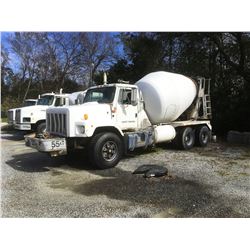 1999 INTERNATIONAL 8100 CONCRETE MIXER TRUCK, VIN/SN:XH224446 - T/A, DT350 L6 ENGINE, FULLER TRANS, 