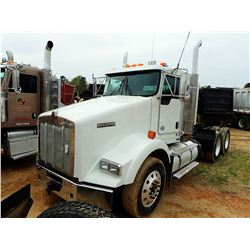 2014 KENWORTH T800 TRUCK TRACTOR, VIN/SN:1XKDD40X3EJ394657 - T/A, 450HP CUMMINS ISX15 ENGINE, 10 SPE