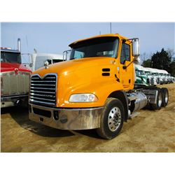 2013 MACK CXU613 TRUCK TRACTOR, VIN/SN:1M1AW07YXDM033343 - T/A, 445 HP MACK ENGINE, 10 SPD TRANS, 38