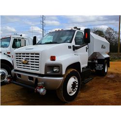 2004 CHEVROLET C6500 WATER TRUCK, VIN/SN:1GBM8C1C24F507218 - S/A, CAT DIESEL ENGINE, A/T, GVWR 27,21