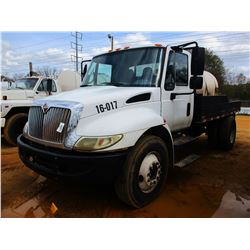 2004 INTERNATIONAL FLATBED, VIN/SN:1HTMMAAM24H593206 - DIESEL ENGINE, A/T, FLATBED BODY, WATER TANK,