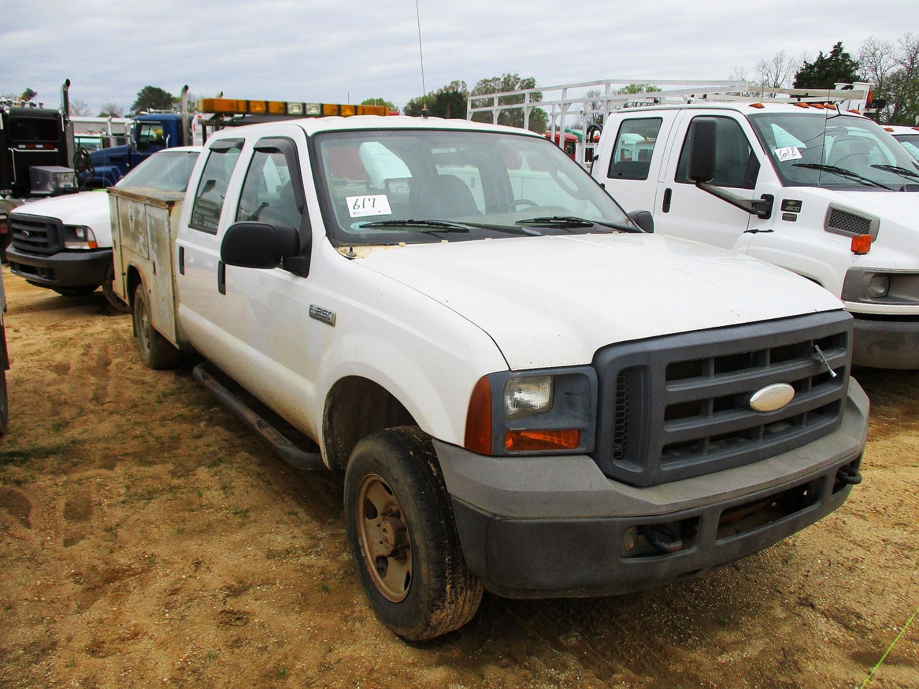 2005 FORD F250 SERVICE TRUCK, VIN/SN:1FTSW21535EC97160 ...