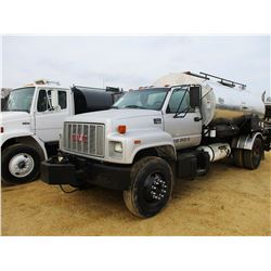 2002 GMC C7500 DISTRIBUTOR TRUCK, VIN/SN:1GDM7H1C32J516382 - S/A, 5/2 SPEED TRANS, GVWR 33,000LB, EN