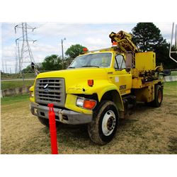 1995 FORD F800 DRILL TRUCK, VIN/SN:1FDYF80C6SVA66337 - DIESEL ENGINE, 6 SPEED TRANS, GRT UTILICORP D