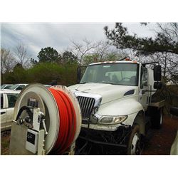 2007 INTERNATIONAL 4400 SEWER TRUCK, VIN/SN:1HTMKAAR77H473438 - S/A, IHC DT466 DIESEL ENGINE, A/T, P