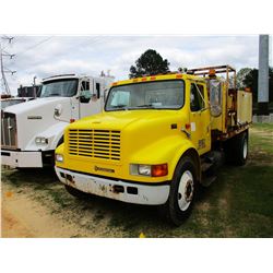 1999 INTERNATIONAL 4900 SIGN TRUCK, VIN/SN:1HTSDAAN6XH681020 - S/S, DT466E DIESEL ENGINE, A/T, 16' F