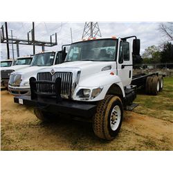 2004 INTERNATIONAL 7400 CAB & CHASSIS, VIN/SN:1HTWHADT84J0289984