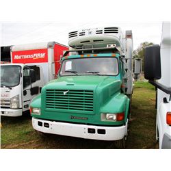 2001 INTERNATIONAL 4700 BOX TRUCK, VIN/SN:1HTSCABK11H368553 - IHC DIESEL ENGINE, A/T, CVW 19,500#, T