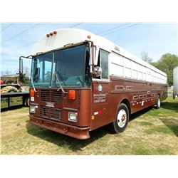 2002 THOMAS CHICK BUS VIN/SN:1T88U6B2X21108971 - CAT DIESEL ENGINE, ALLISON A/T, 22,350# GVWR, 11R22