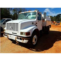 1998 INTERNATIONAL 4700 WATER TRUCK, VIN/SN:1HSSCAAN8WH558549 - IHC DIESEL ENGINE, 7 SPEED TRANS, WA