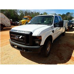 2008 FORD F250 SERVICE TRUCK, VIN/SN:1FDSW21588E0697227 - 4X4, CREW CAB, GAS ENGINE, A/T, READING SE