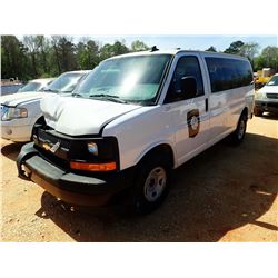 2017 CHEVROLET EXPRESS G250 VAN, VIN/SN:1GAWGEFF4H1319480 - GAS ENGINE, A/T, (WRECKED) (DOES NOT RUN