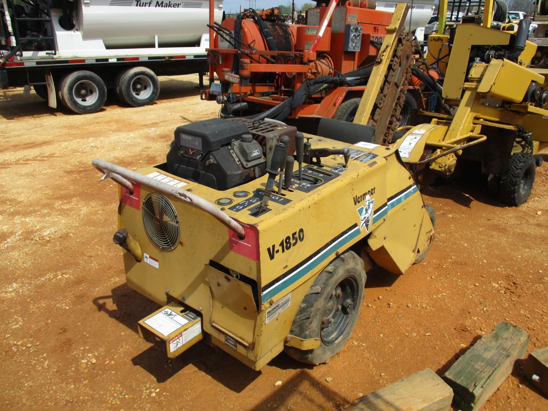 VERMEER SC352 STUMP GRINDER, - DIESEL ENGINE, AUTO SWEEP, METER READING ...