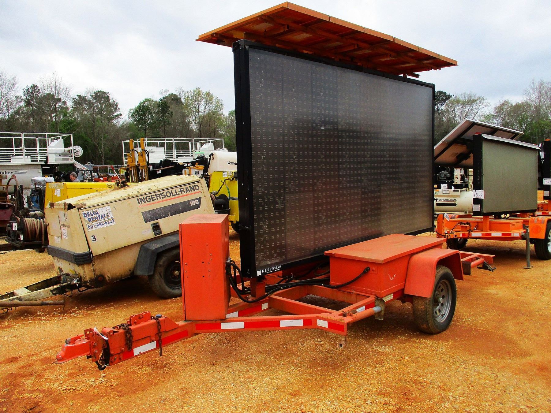 K & K SYSTEMS MB3L MESSAGE BOARD, VIN/SNMPR500244 TRAILER MOUNTED