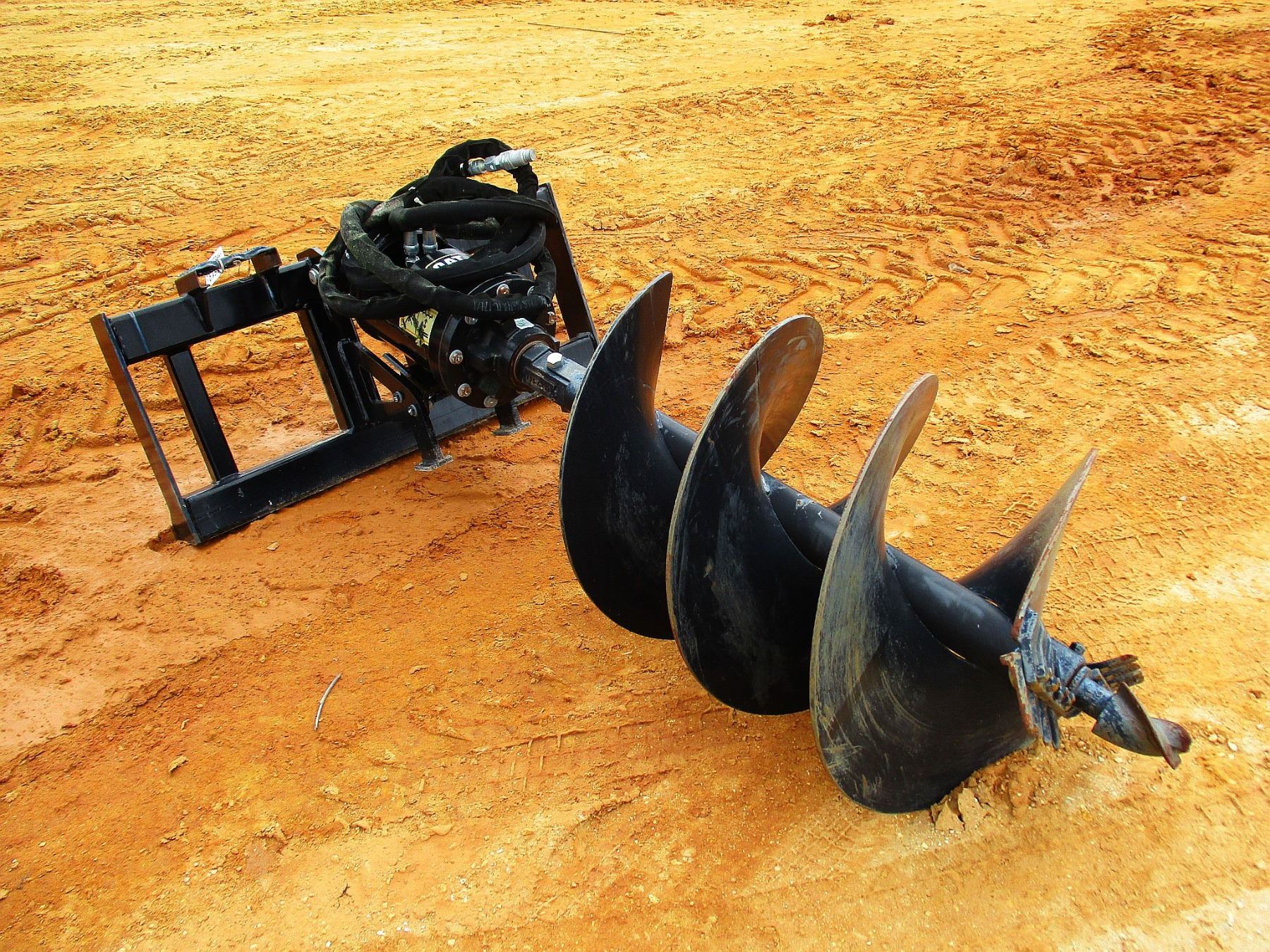 CAT A19B AUGER W/ 24" BIT, FITS SKID STEER LOADER J.M. Wood Auction