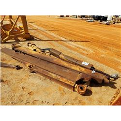 PUSH BARS, HYD TILT, END BRACE, FIT CAT D8T (B-6)