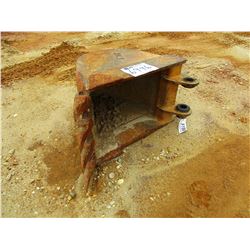 18" CASE MINI EXCAVATOR BUCKET (B-6)