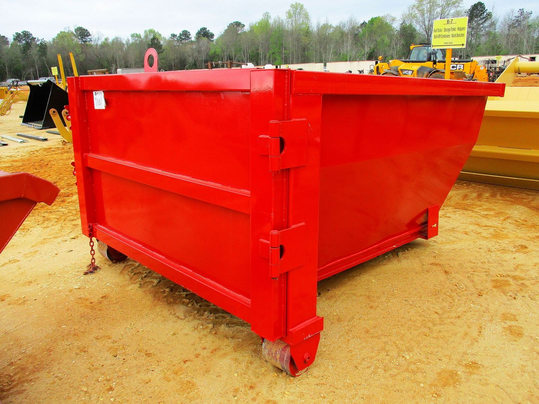 7 YARD FORKLIFT/ TELEHANDLER DEBRIS BOX (B-7)