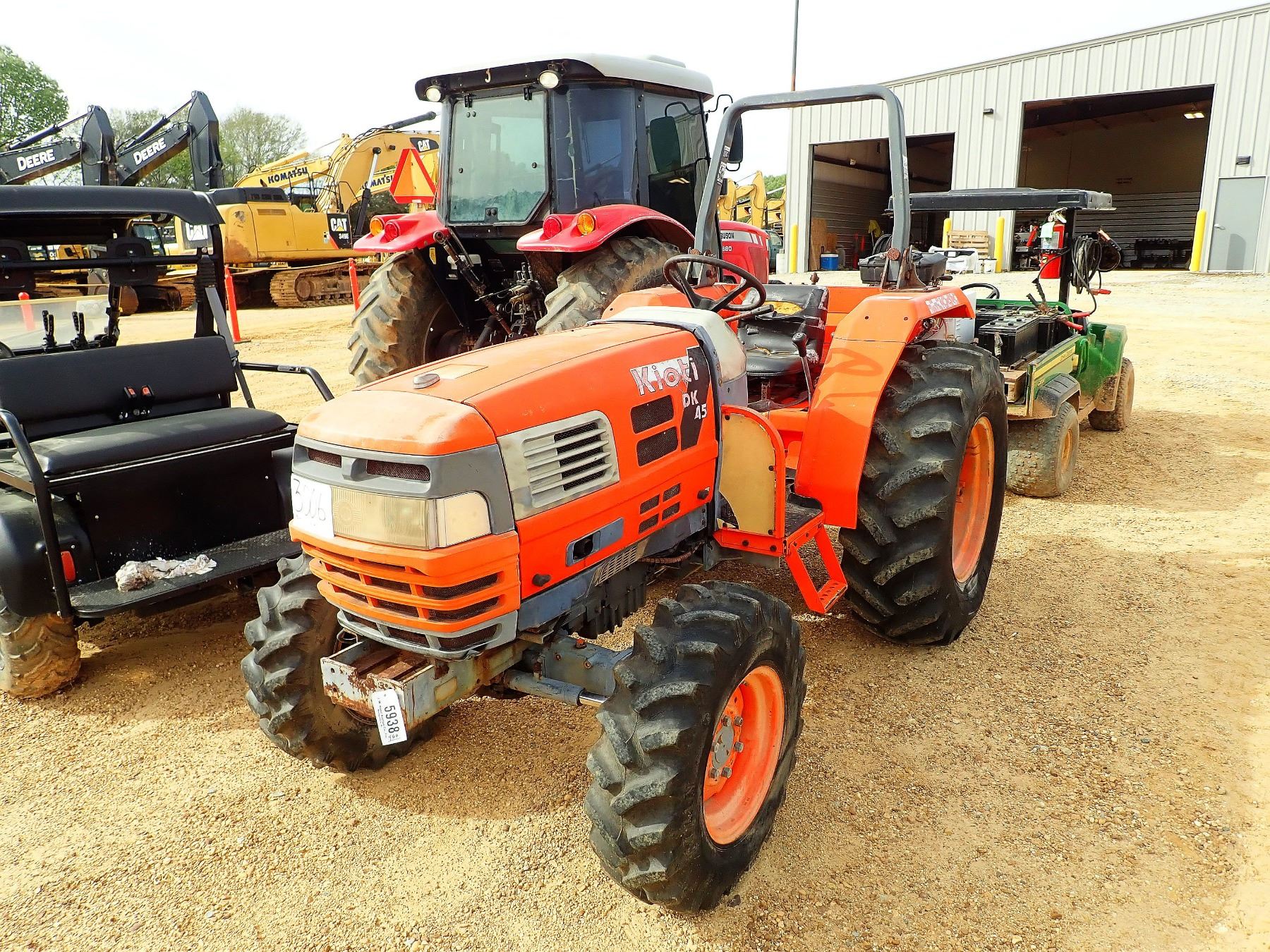 KIOTI DK45 FARM TRACTOR, VIN/SN056700060 MFWD, ROLL BAR, METER