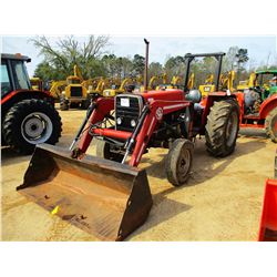MASSEY FERGUSON 261 FARM TRACTOR, VIN/SN:5971E19002 - 1 REMOTE, BUSH HOG, 2425 TQ LOADER BUCKET, ROL